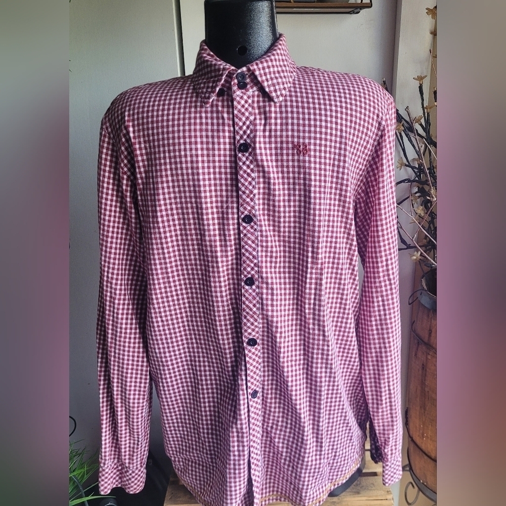 Chasin Red and White Gingham Checkered Shirt Size L